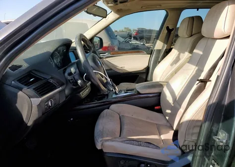 2012 BMW X5 xDrive35I z USA, uszkodzony, nr VIN 5UXZV4C51CL985899